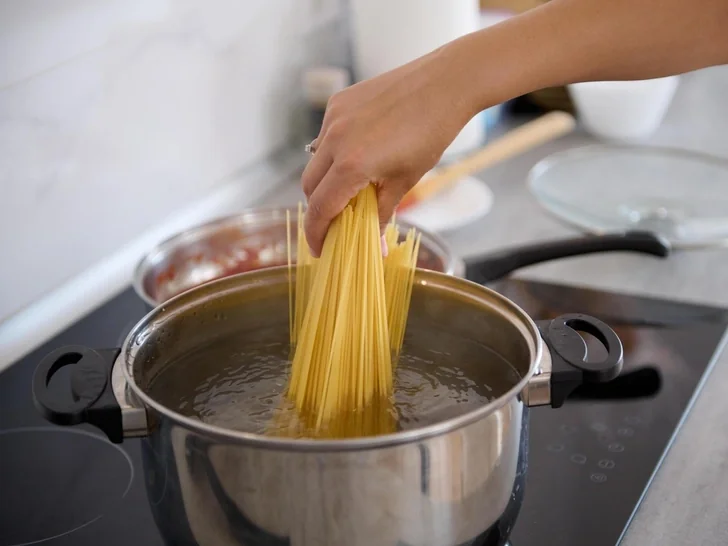 Почему паста получается невкусной: кулинарная ошибка, которую никогда не допустят итальянцы