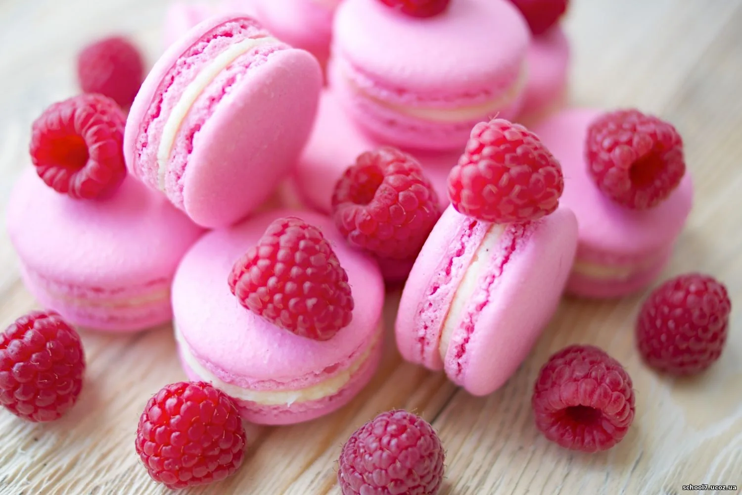 Почему после родов увеличивается выпадение волос