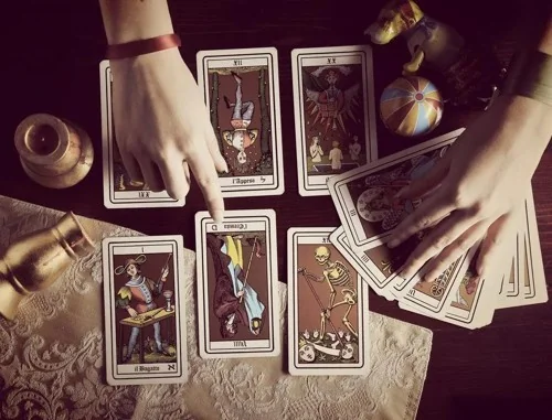 Расклады на картах таро