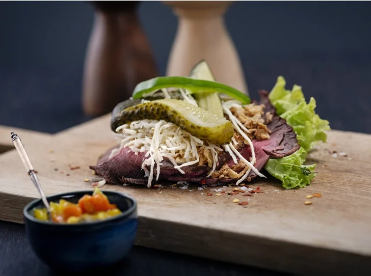 Сморреброд с ростбифом