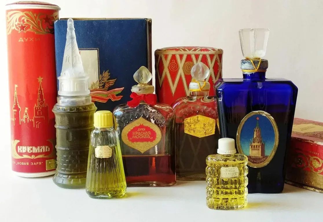 Запах молодости: 8 ароматов, за которыми охотились все советские женщины