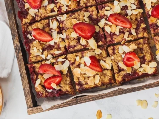 Рождественский крамбл: рецепт кисло-сладкой выпечки, от которой будут в восторге все гости